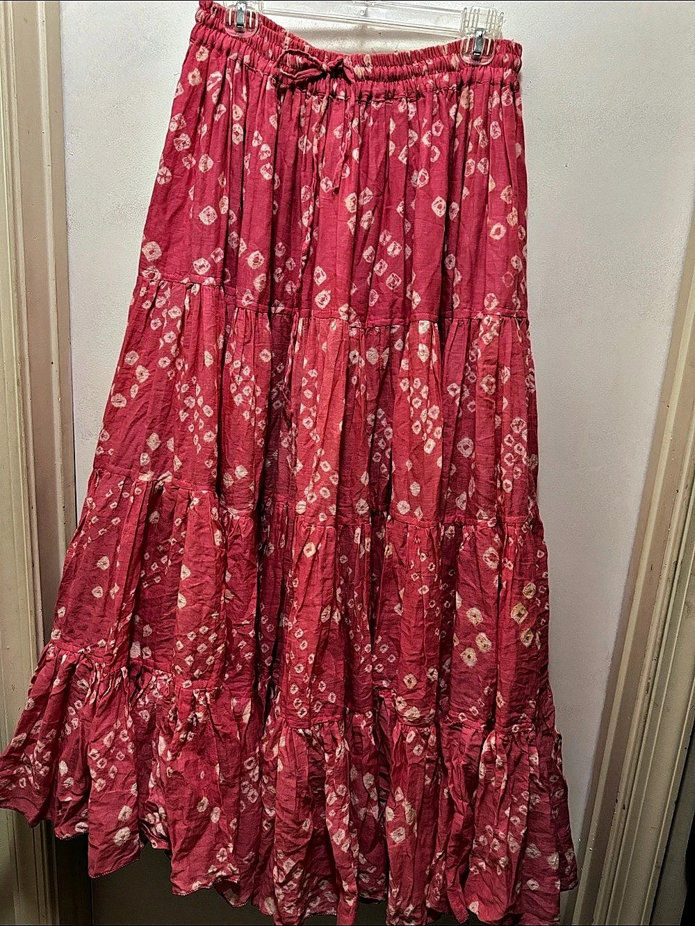 WEVEZ 25yd 100% cotton  Pink Maxi Geometric Ruffle Pink ATS/Tribal Fusion